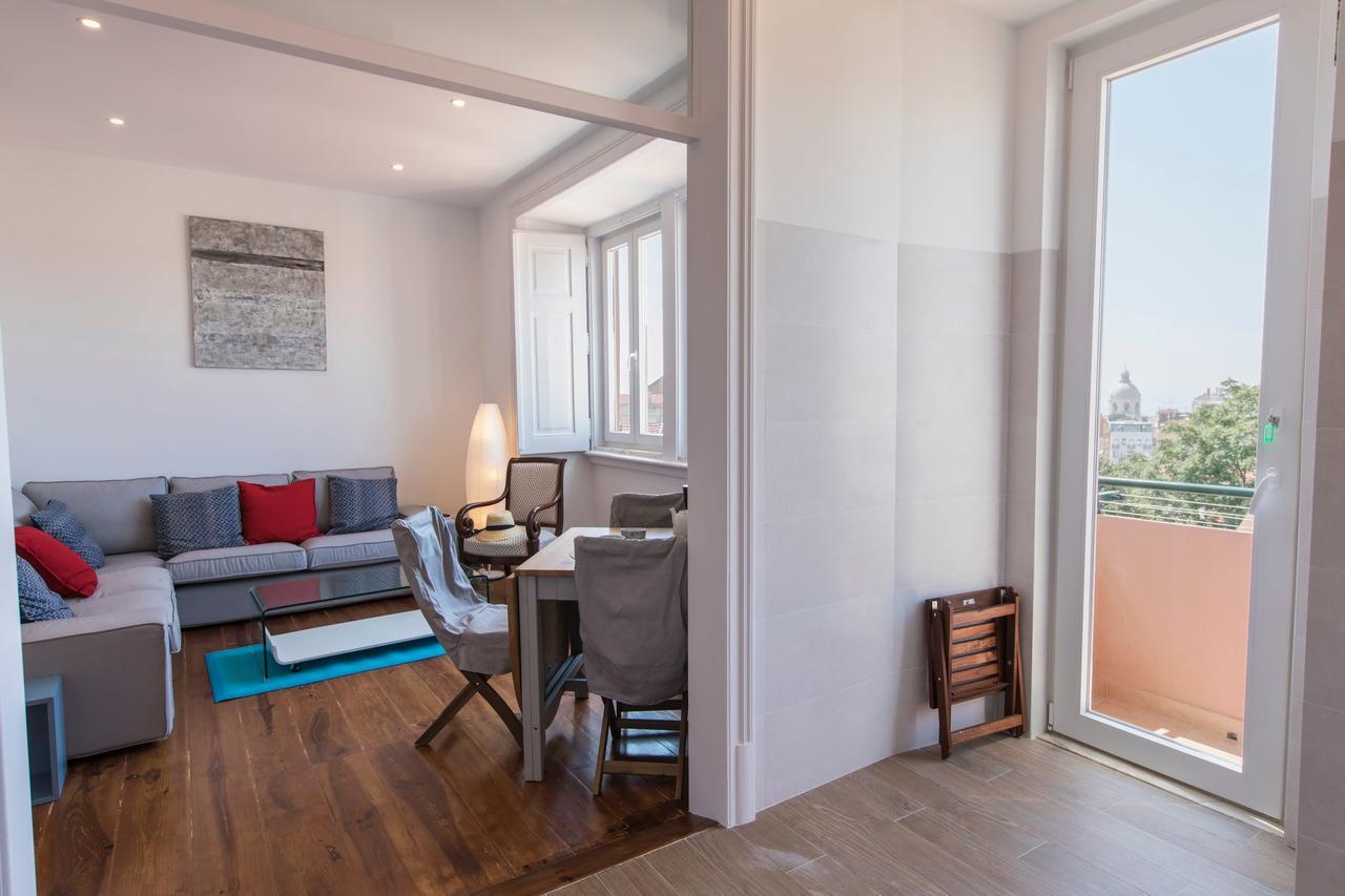 Lovelystay - Comfortable Apartment With River Views Lisbon Exterior photo