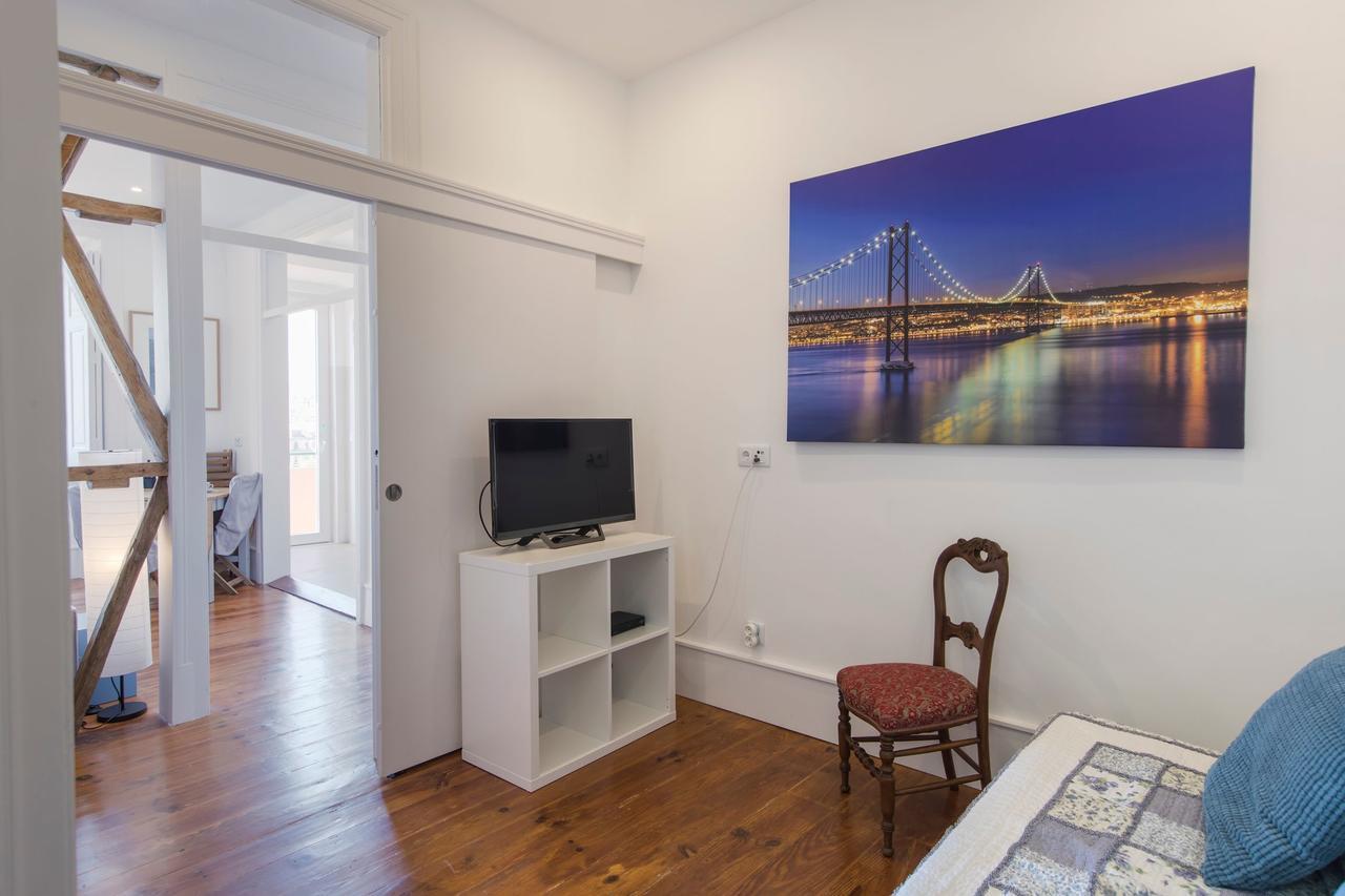 Lovelystay - Comfortable Apartment With River Views Lisbon Exterior photo