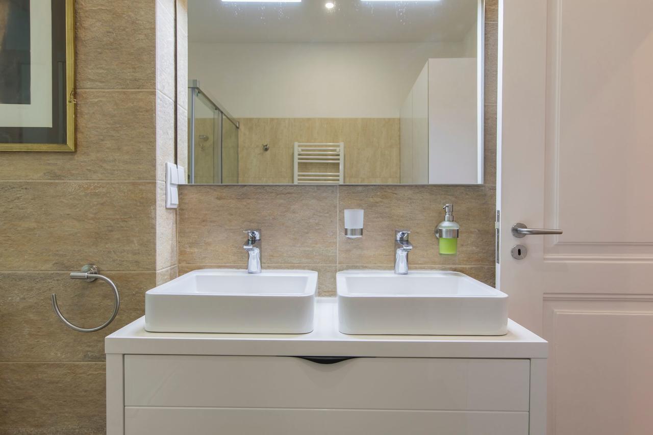 Lovelystay - Comfortable Apartment With River Views Lisbon Exterior photo